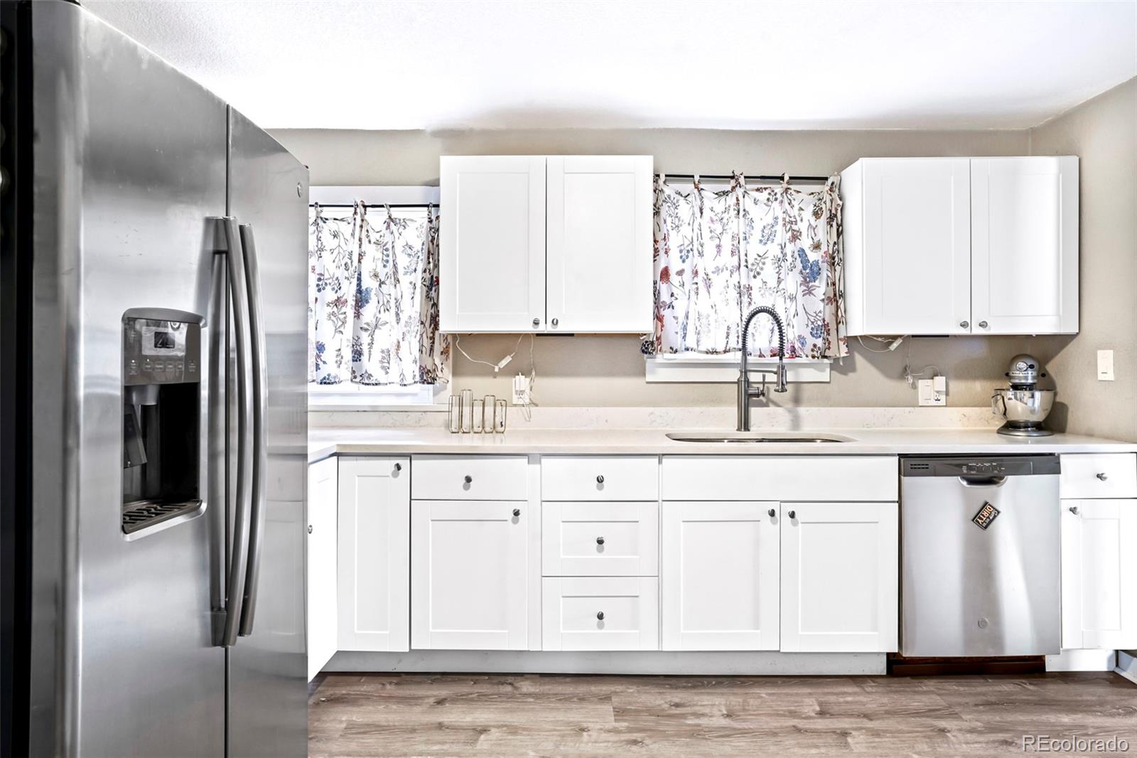 MLS Image #13 for 2565  pierce street,lakewood, Colorado