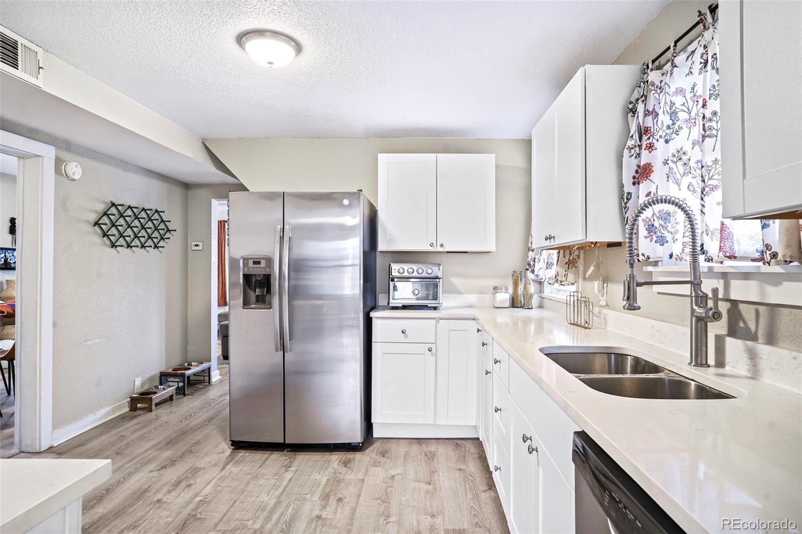 MLS Image #14 for 2565  pierce street,lakewood, Colorado