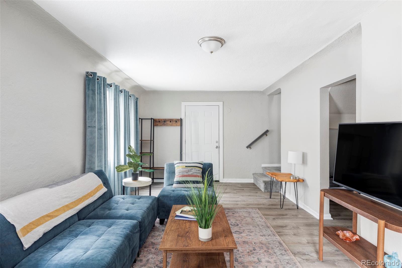 MLS Image #3 for 2565  pierce street,lakewood, Colorado