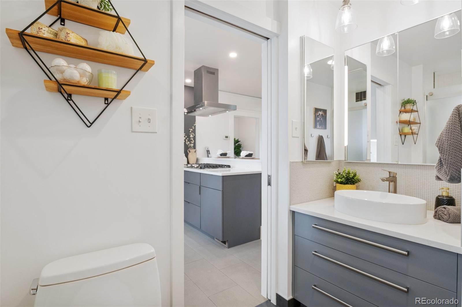 MLS Image #15 for 3052 s logan street,englewood, Colorado