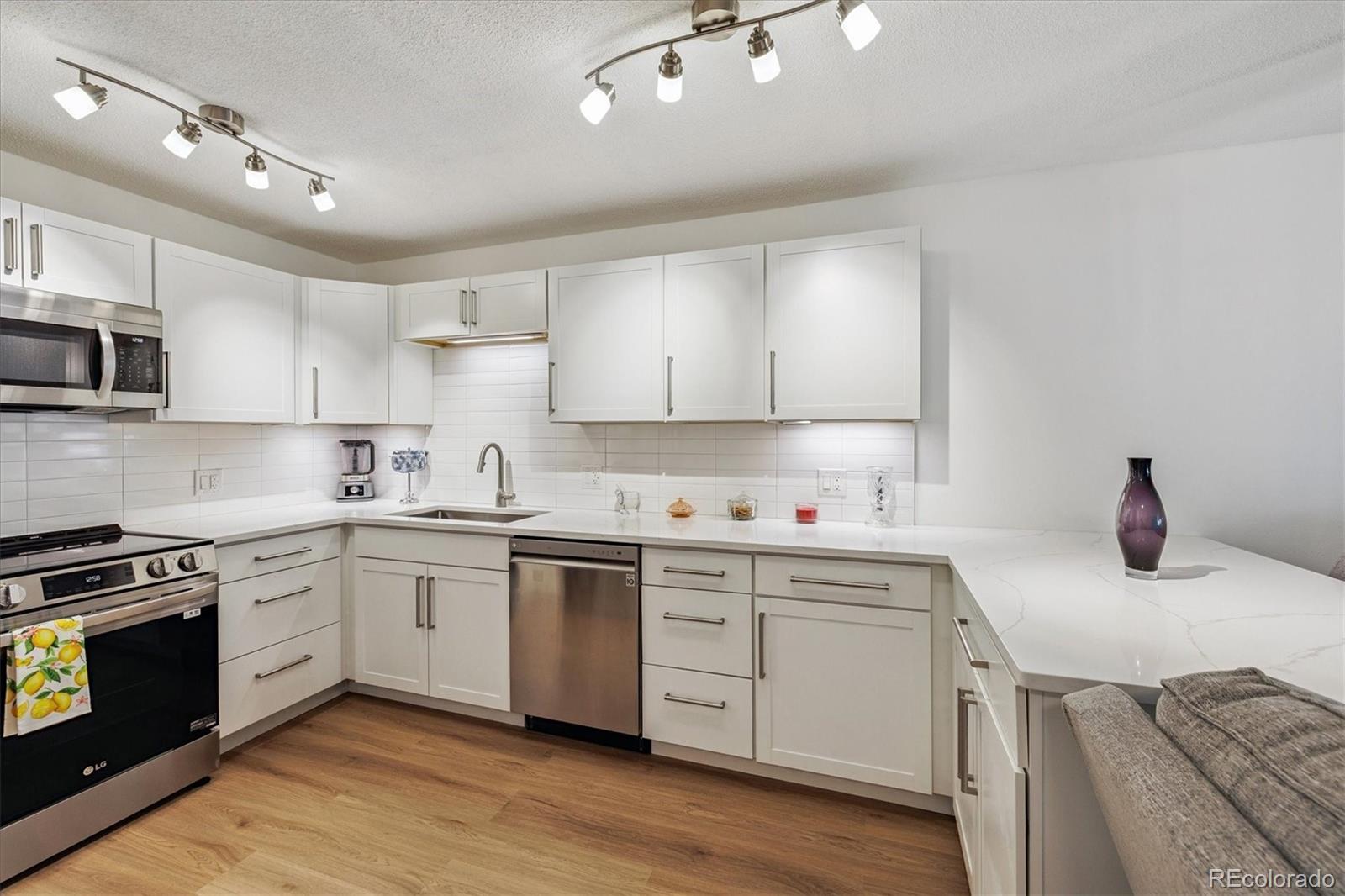 MLS Image #2 for 745 s alton way 11a,denver, Colorado