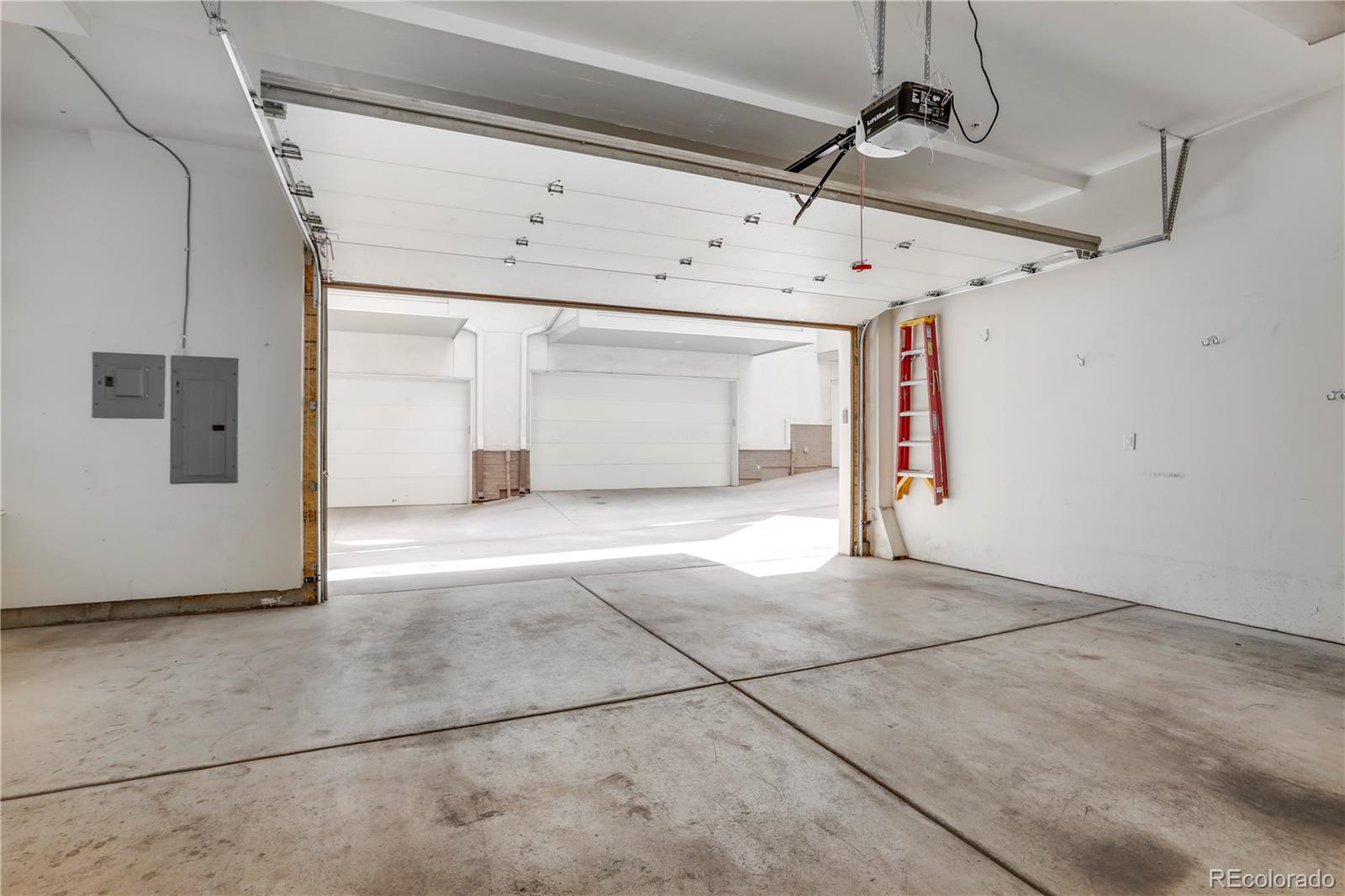 MLS Image #10 for 2724  federal boulevard,denver, Colorado