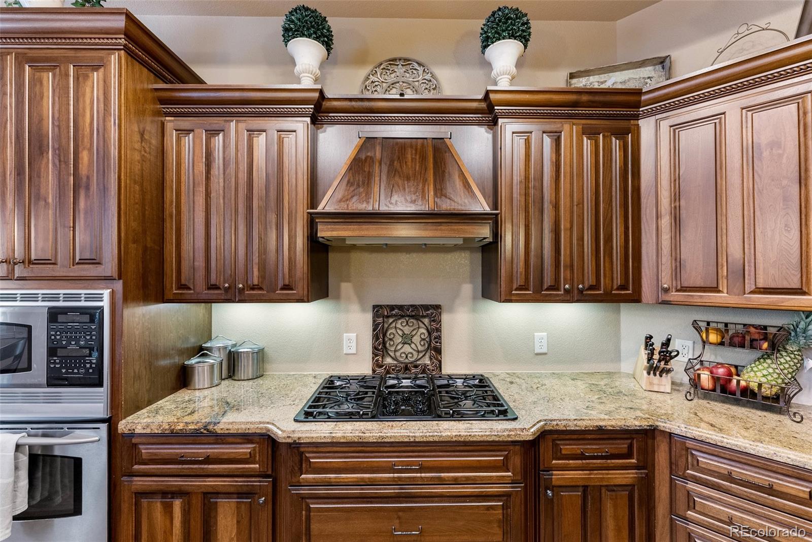 MLS Image #10 for 2585  dunfries court,colorado springs, Colorado