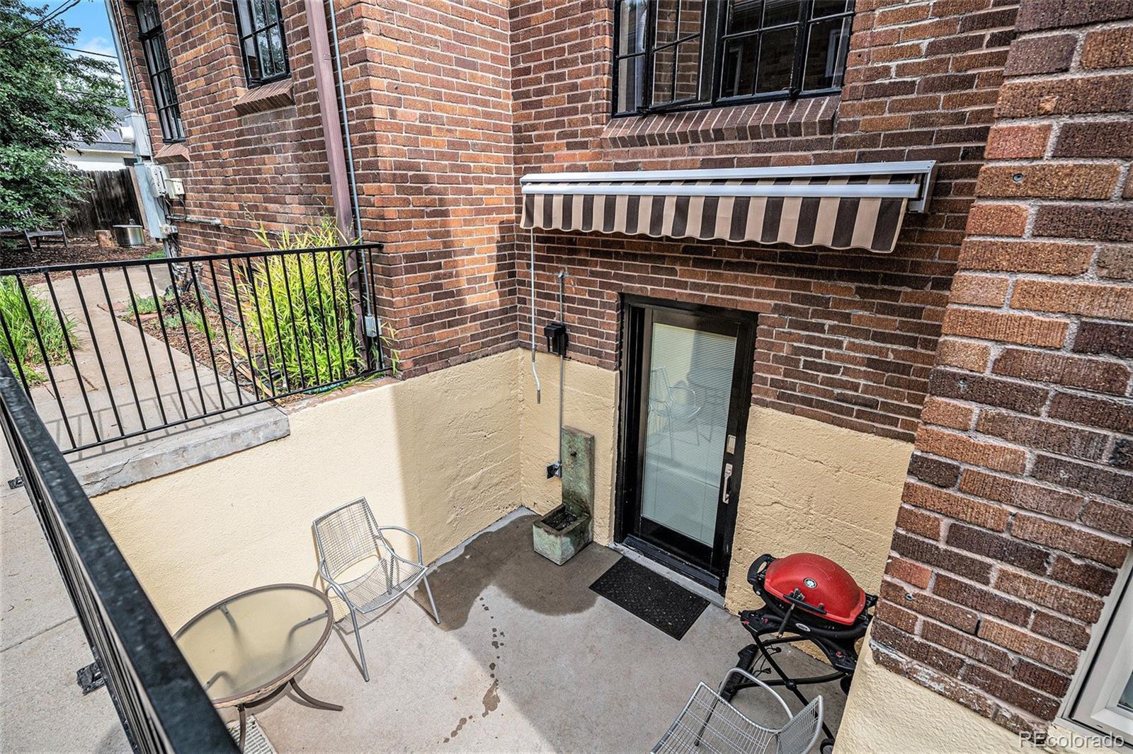 MLS Image #13 for 1423  dahlia street,denver, Colorado