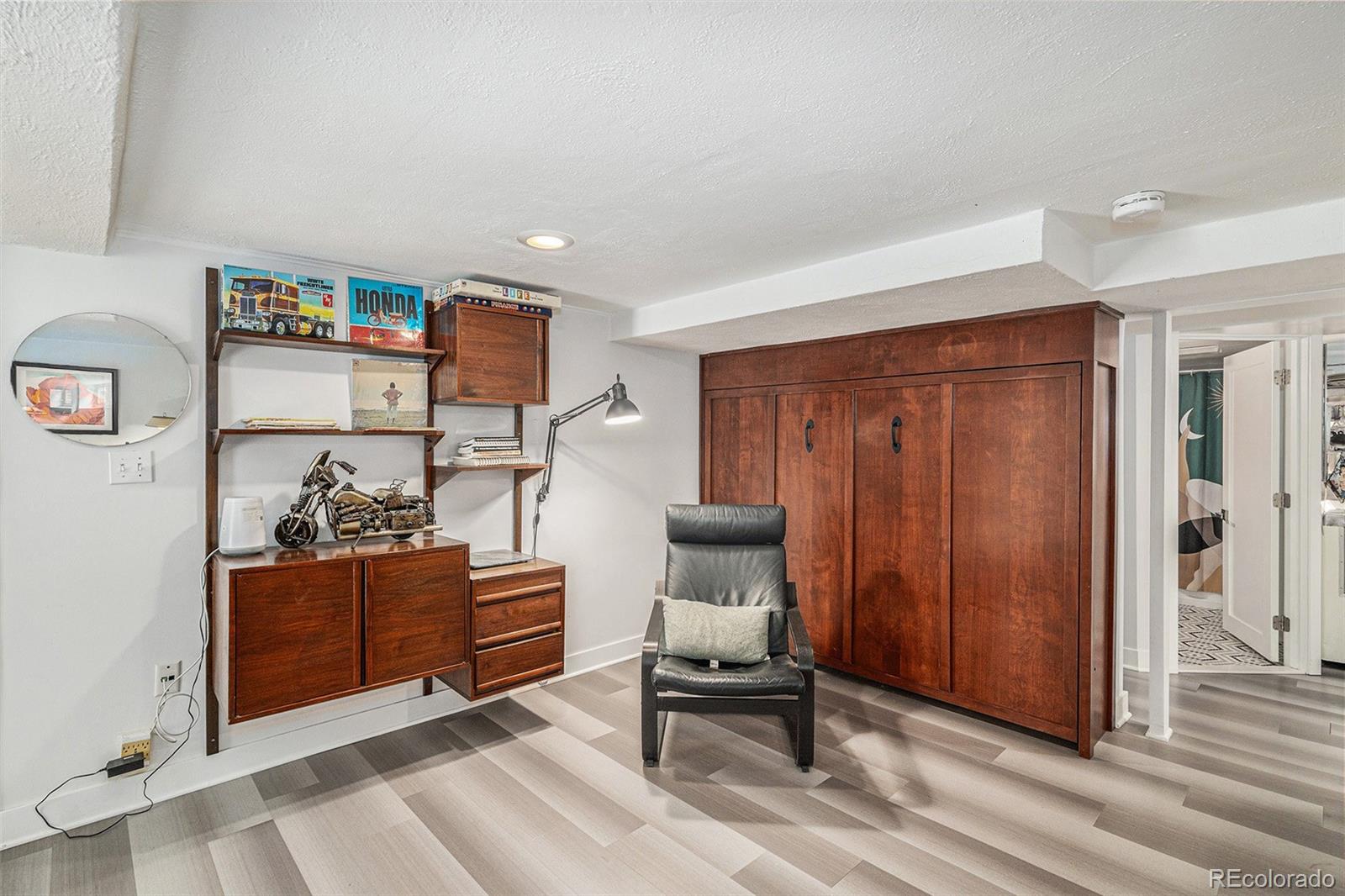 MLS Image #17 for 1423  dahlia street,denver, Colorado
