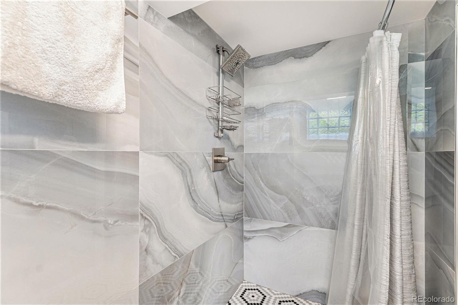 MLS Image #21 for 1423  dahlia street,denver, Colorado