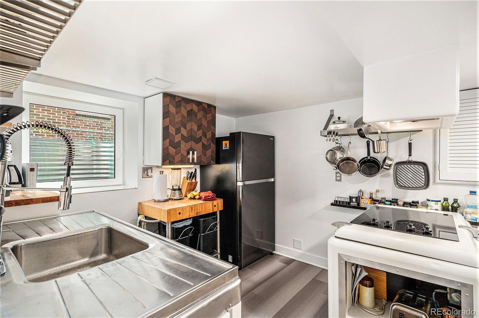 MLS Image #24 for 1423  dahlia street,denver, Colorado