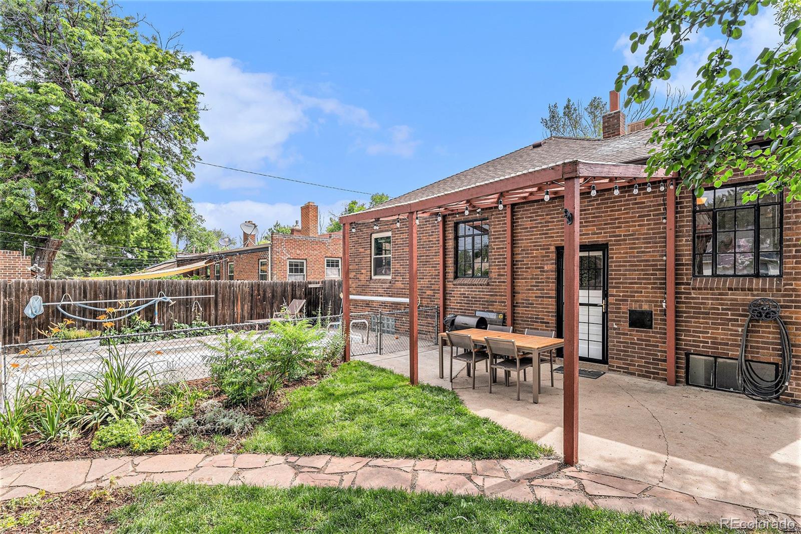 MLS Image #31 for 1423  dahlia street,denver, Colorado