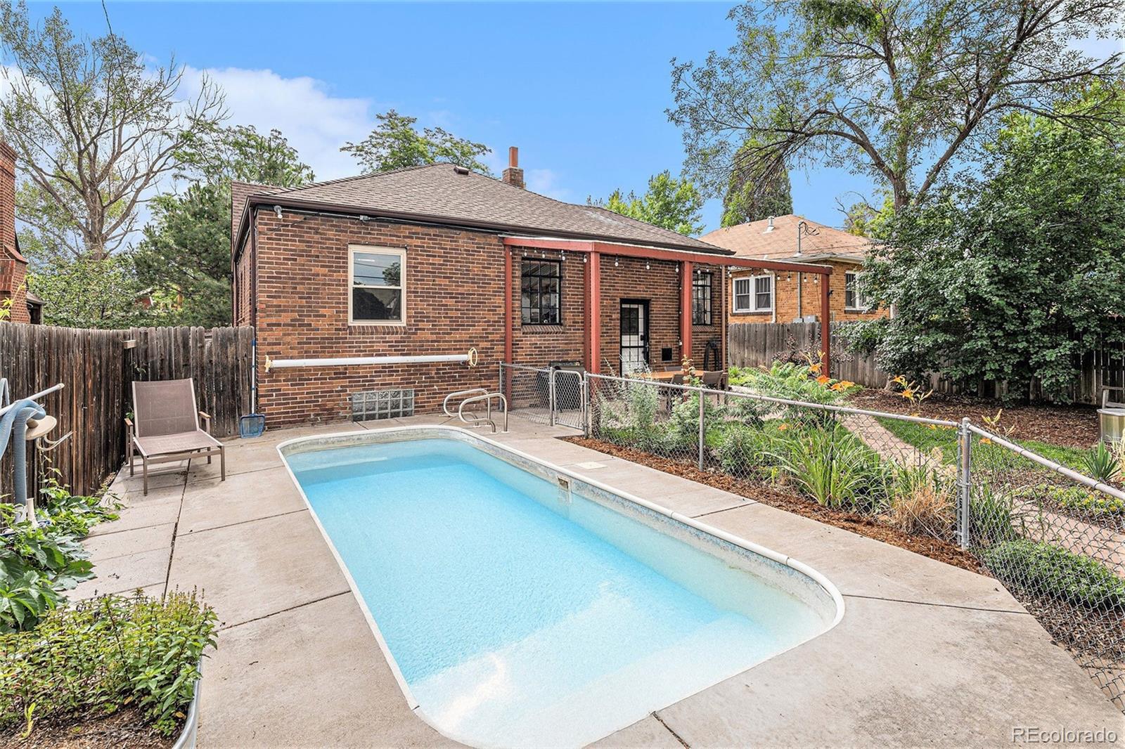 MLS Image #33 for 1423  dahlia street,denver, Colorado