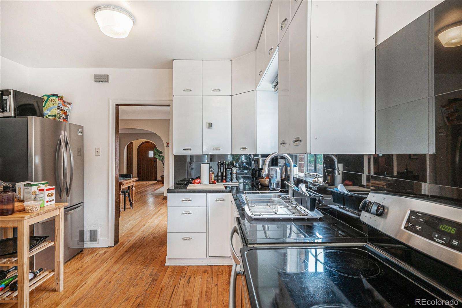MLS Image #6 for 1423  dahlia street,denver, Colorado