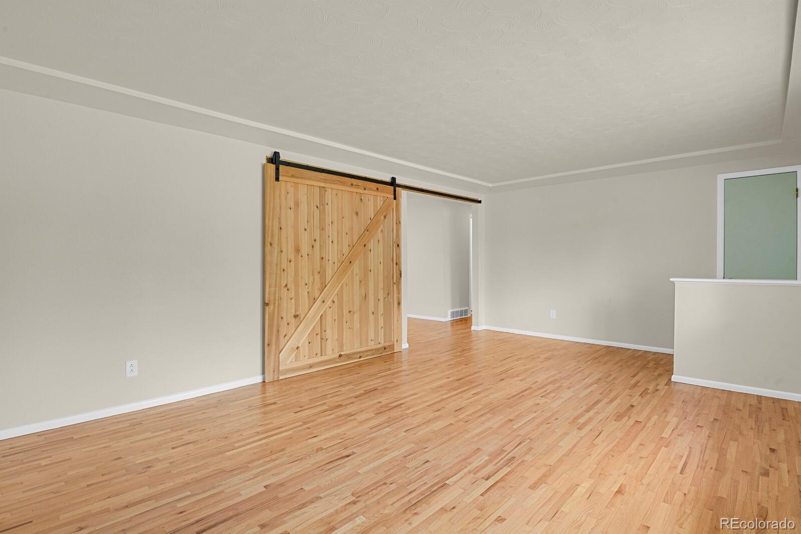 MLS Image #4 for 8304  eaton way,arvada, Colorado