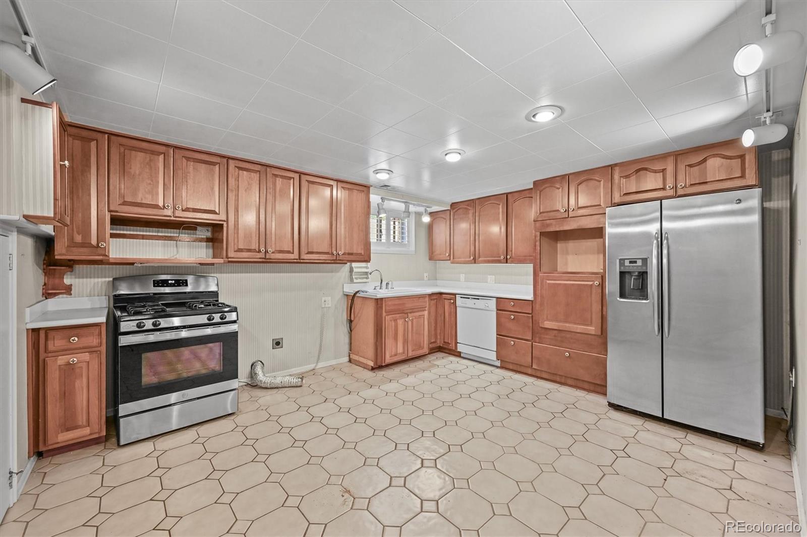MLS Image #29 for 5703  field street,arvada, Colorado