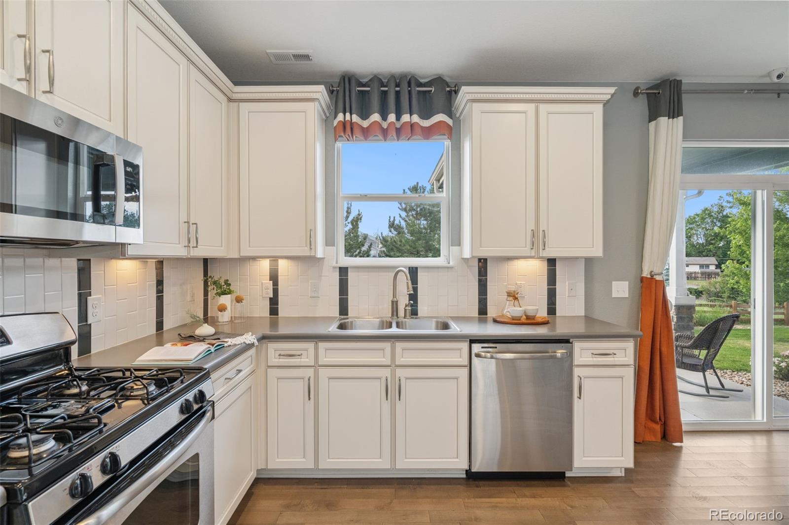 MLS Image #11 for 19067 w 57th drive,golden, Colorado