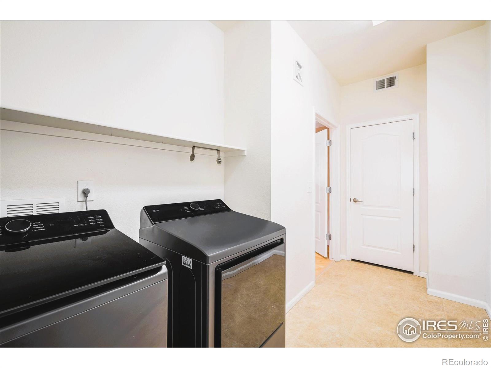 MLS Image #14 for 1122  olympia avenue,longmont, Colorado