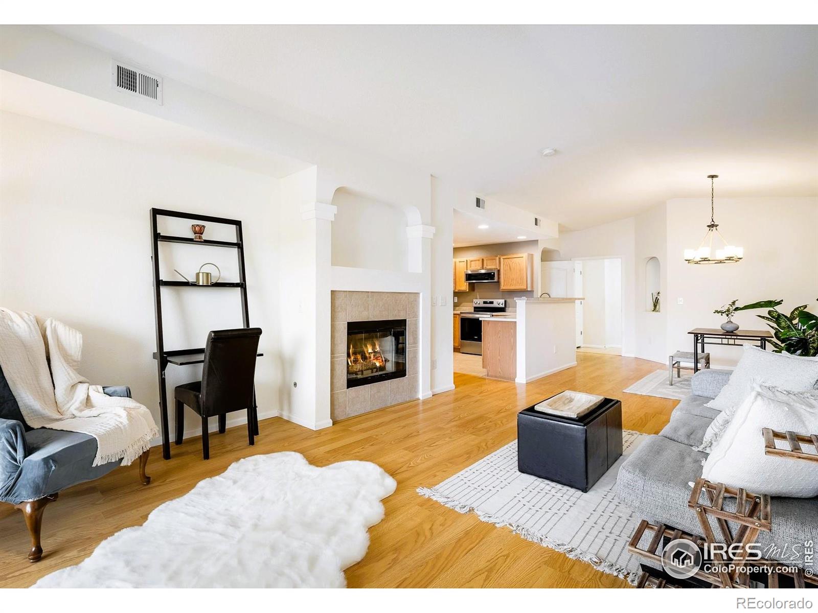 MLS Image #4 for 1122  olympia avenue,longmont, Colorado