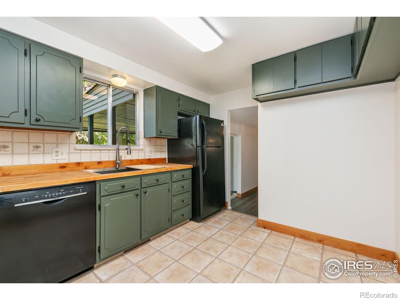 MLS Image #9 for 2828  redwing road,fort collins, Colorado