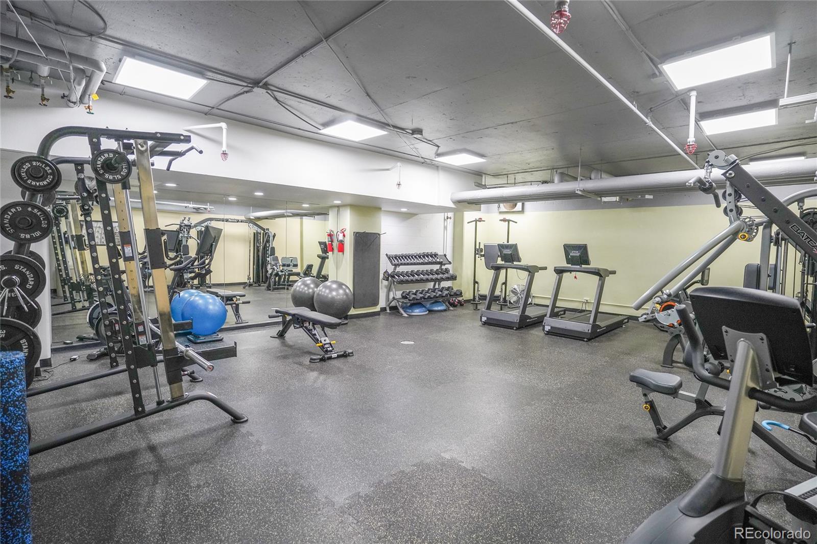 MLS Image #39 for 3100 e cherry creek south drive,denver, Colorado