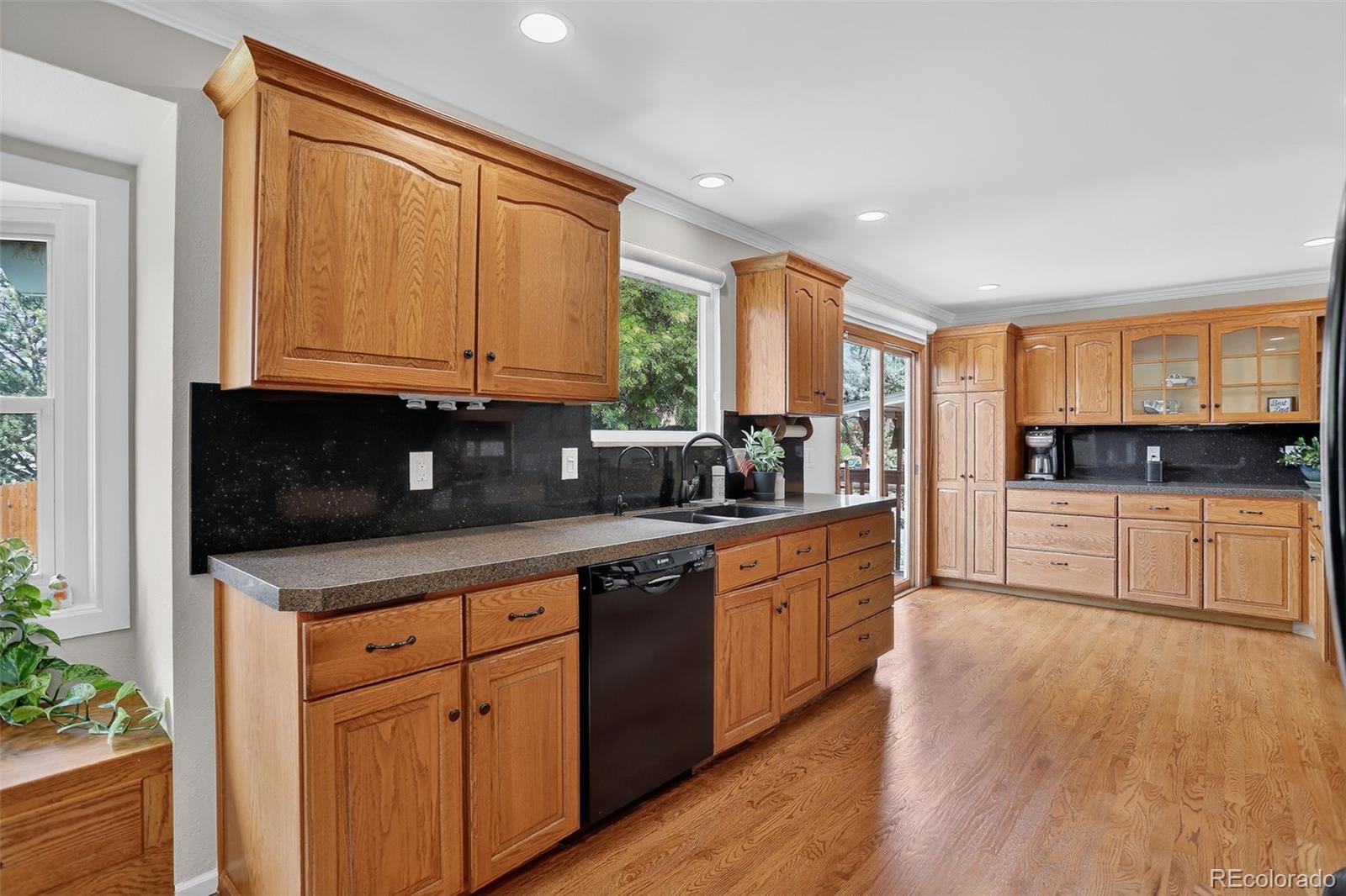 MLS Image #11 for 9356 w geddes place,littleton, Colorado