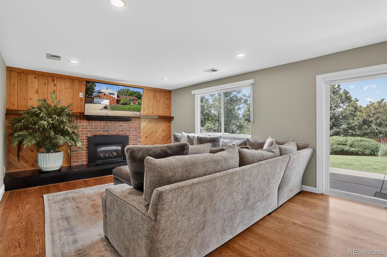MLS Image #21 for 9356 w geddes place,littleton, Colorado