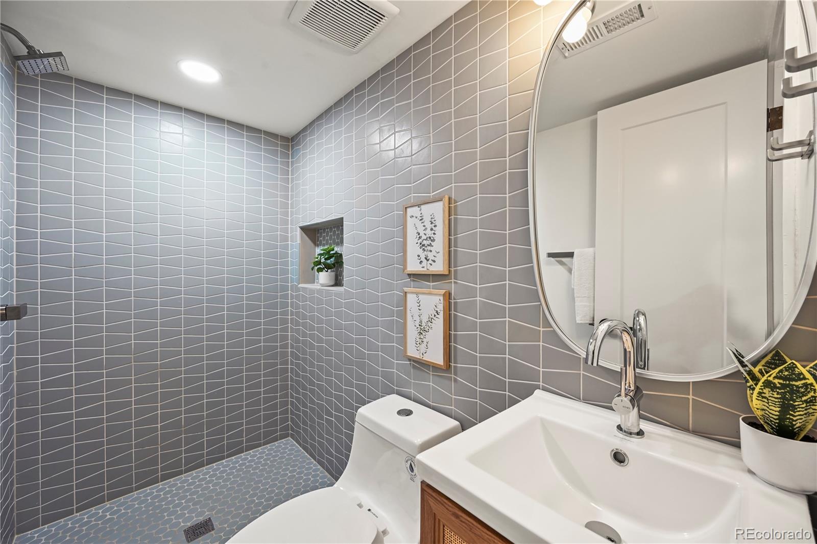 MLS Image #39 for 734 n downing street,denver, Colorado