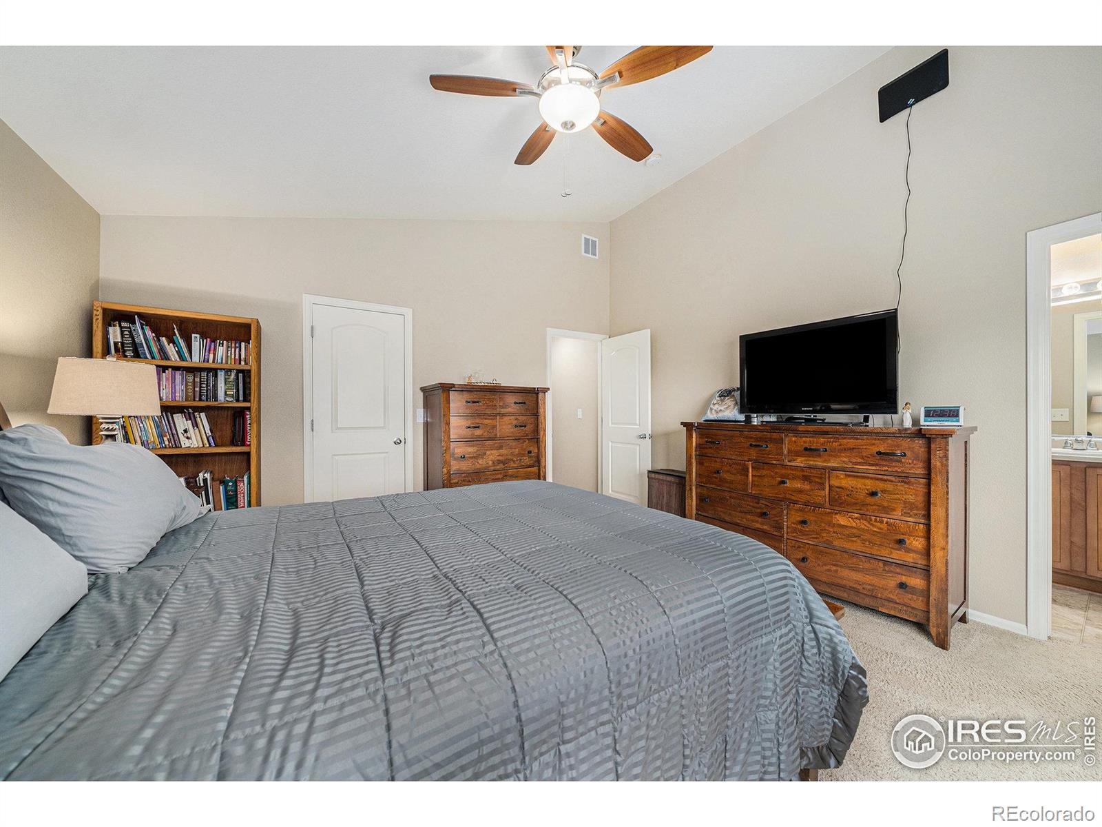 MLS Image #18 for 3302  wagon trail road,fort collins, Colorado