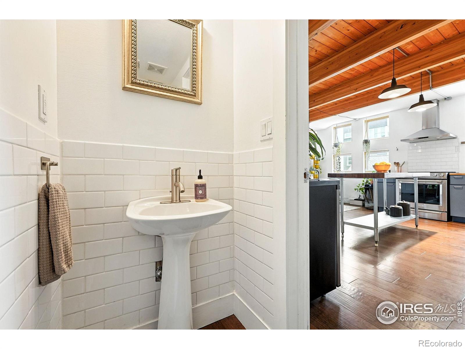 MLS Image #14 for 801  confidence drive,longmont, Colorado