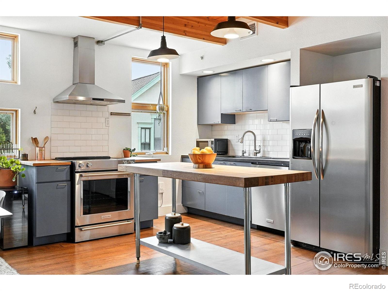 MLS Image #2 for 801  confidence drive,longmont, Colorado