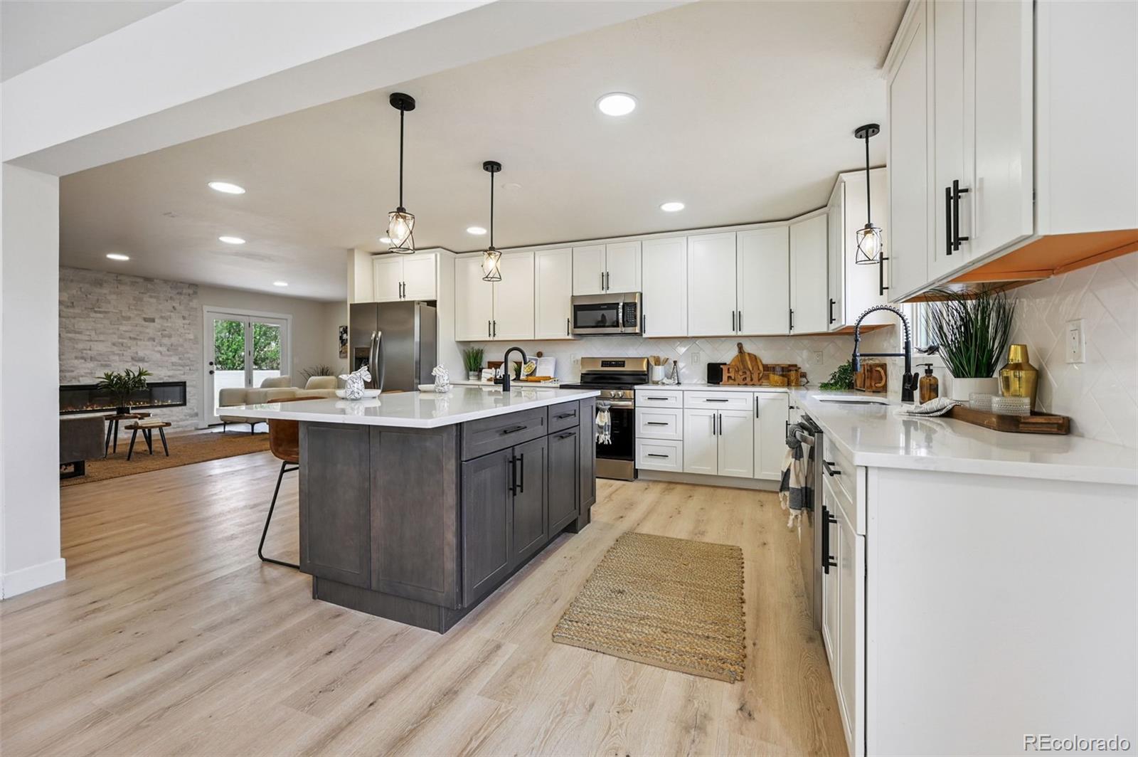 MLS Image #15 for 3533  saguaro circle,colorado springs, Colorado