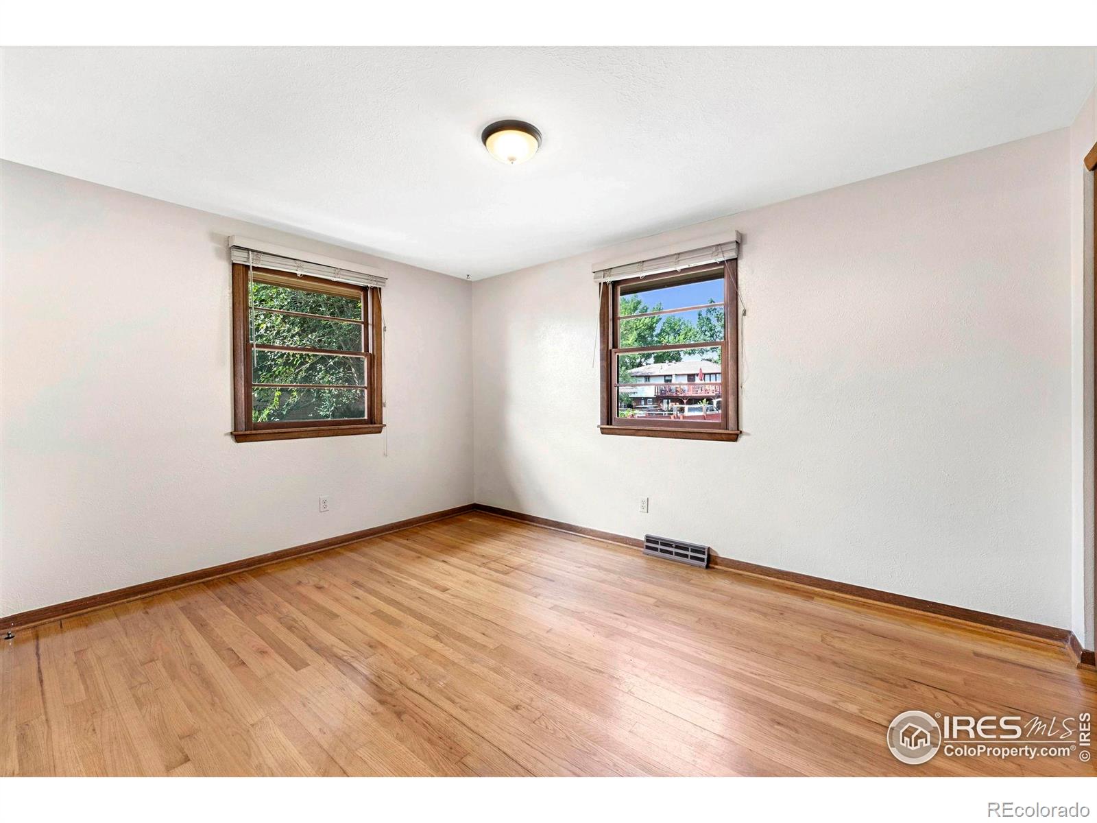 MLS Image #9 for 1247  linden street,longmont, Colorado