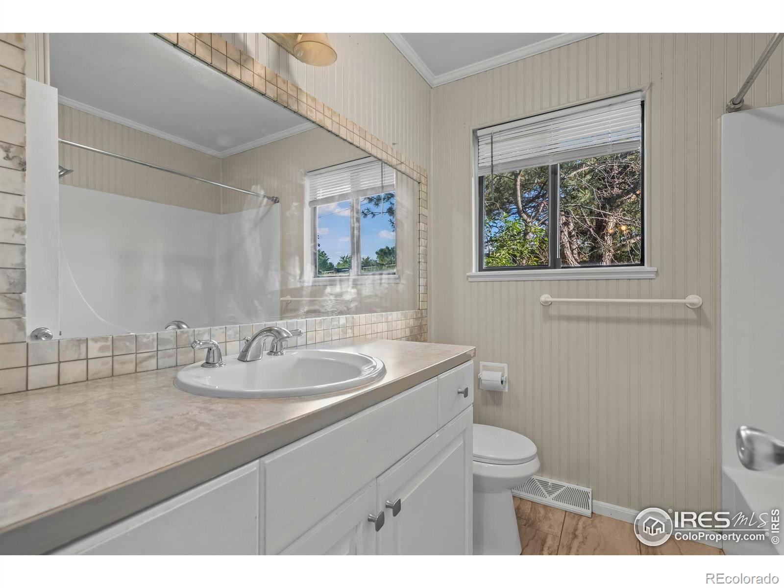 MLS Image #14 for 2840 w 21st street,greeley, Colorado