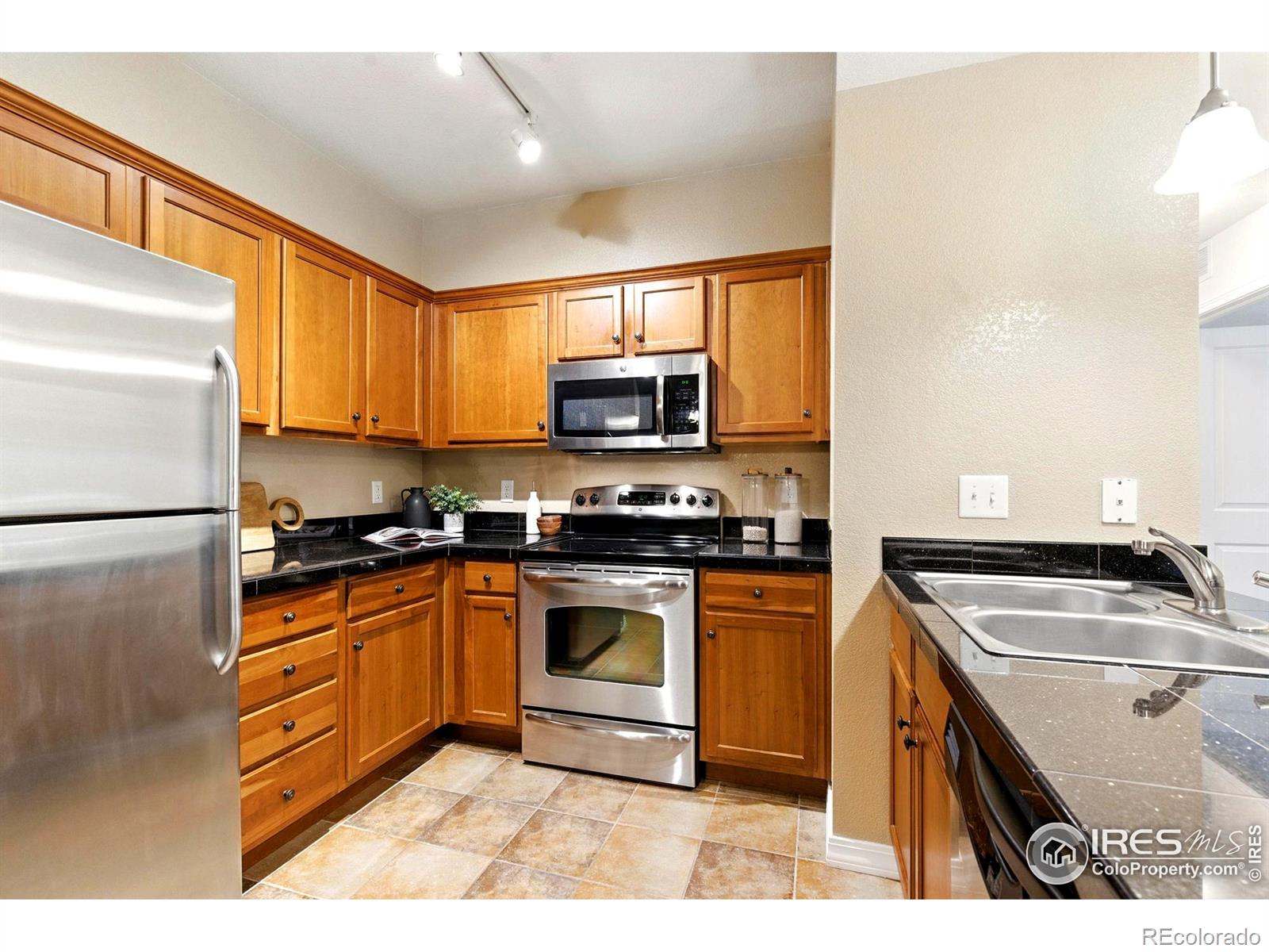 MLS Image #7 for 2450  windrow drive,fort collins, Colorado