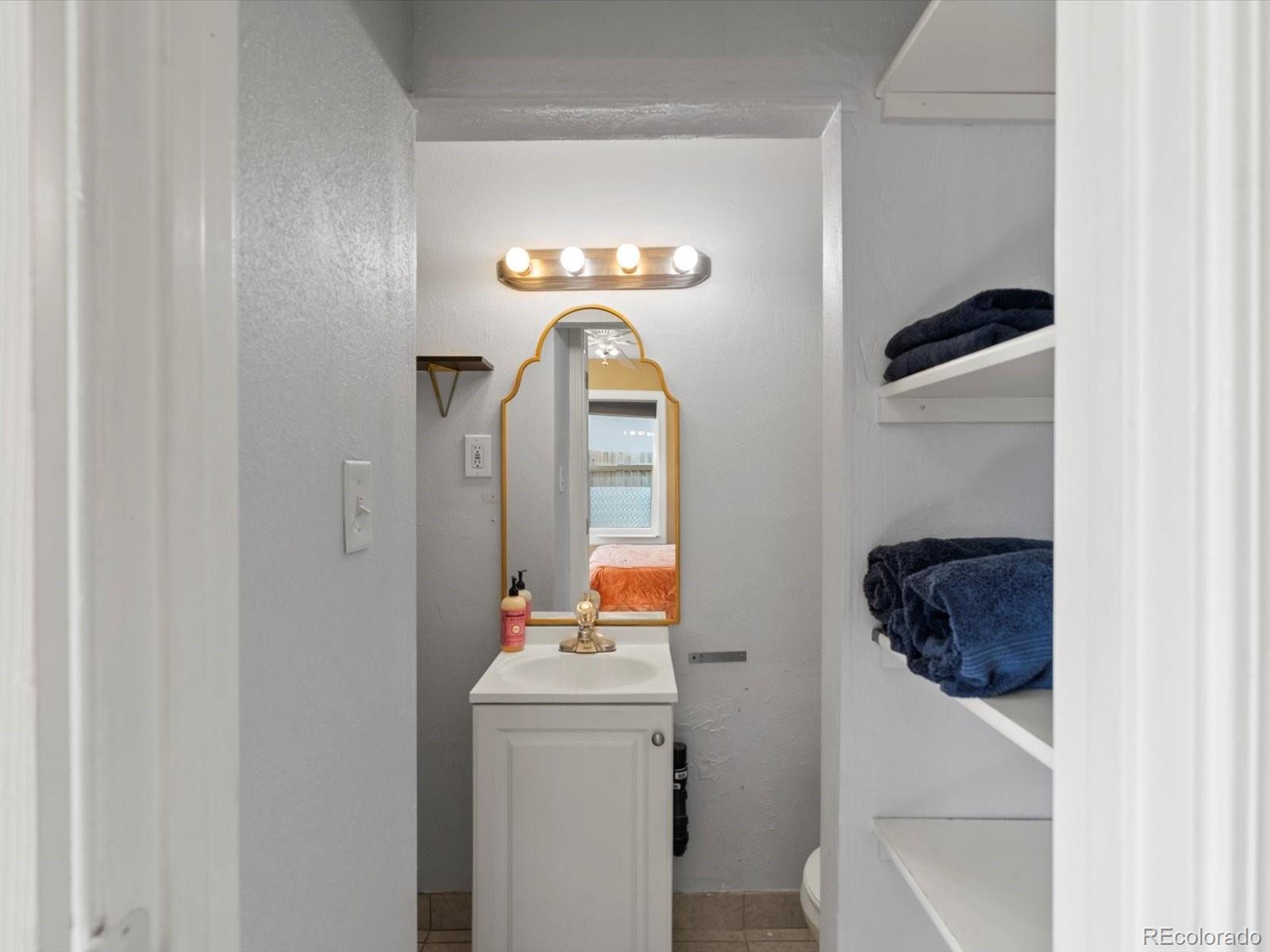 MLS Image #12 for 1670  oakland street,aurora, Colorado