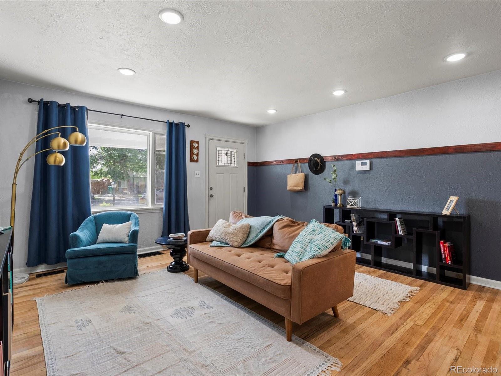 MLS Image #4 for 1670  oakland street,aurora, Colorado