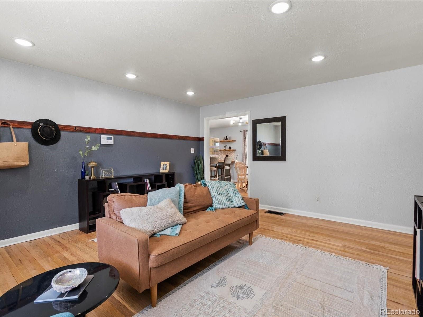 MLS Image #6 for 1670  oakland street,aurora, Colorado