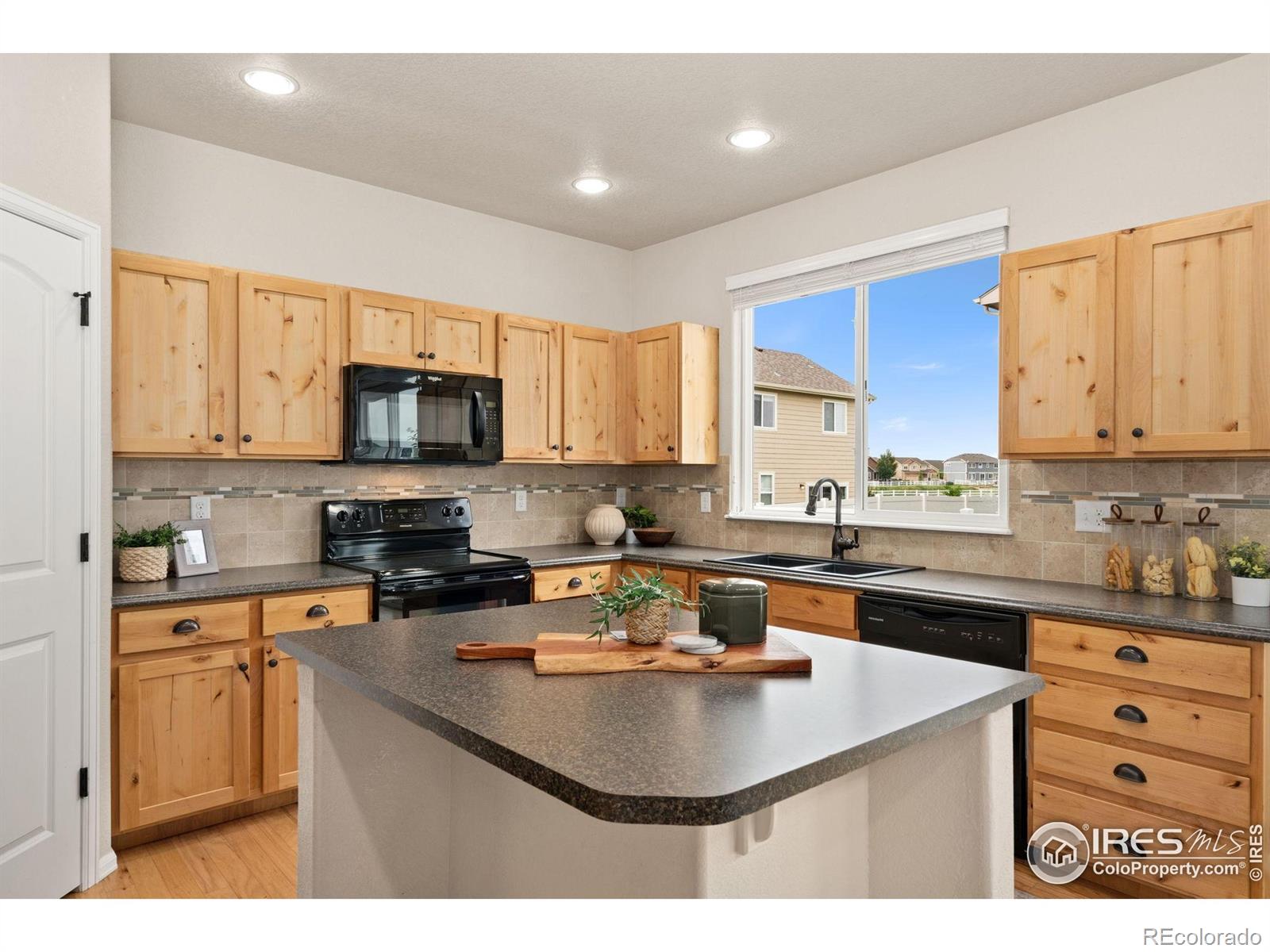 MLS Image #6 for 486  kendalbrook drive,windsor, Colorado