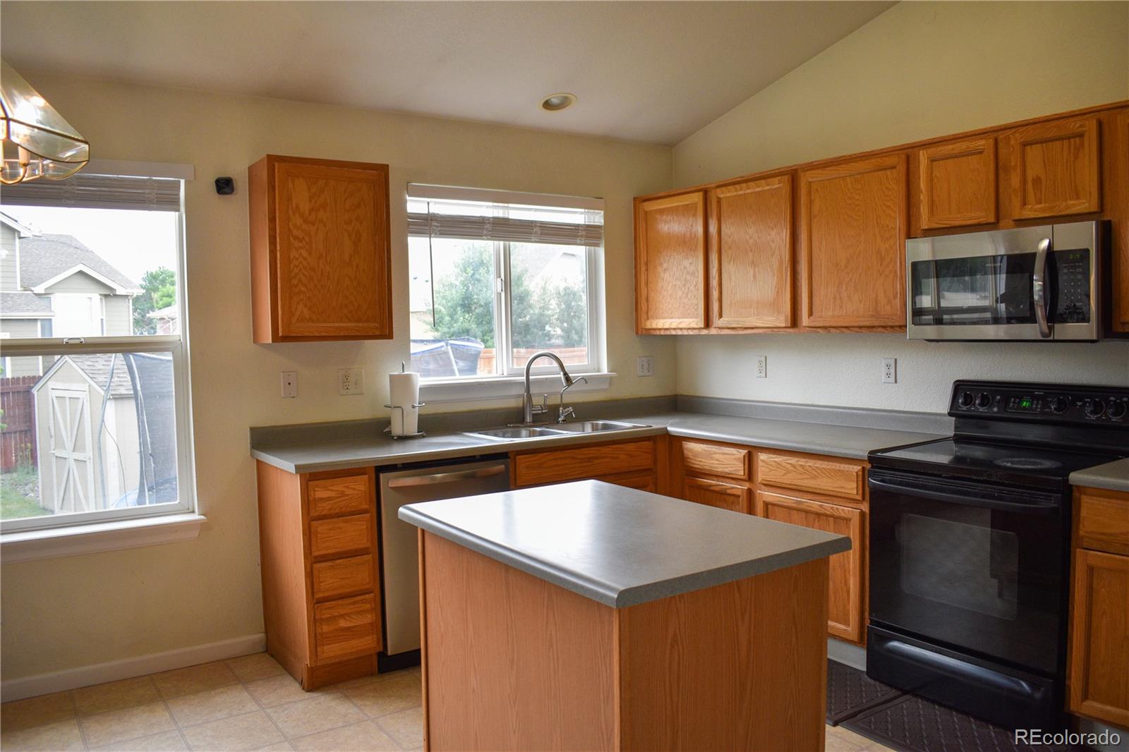 MLS Image #4 for 10534  ursula street,commerce city, Colorado