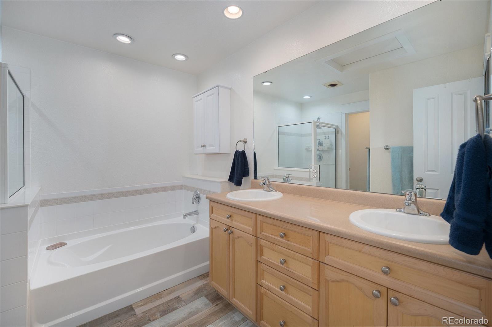 MLS Image #16 for 2550  winding river drive e1,broomfield, Colorado