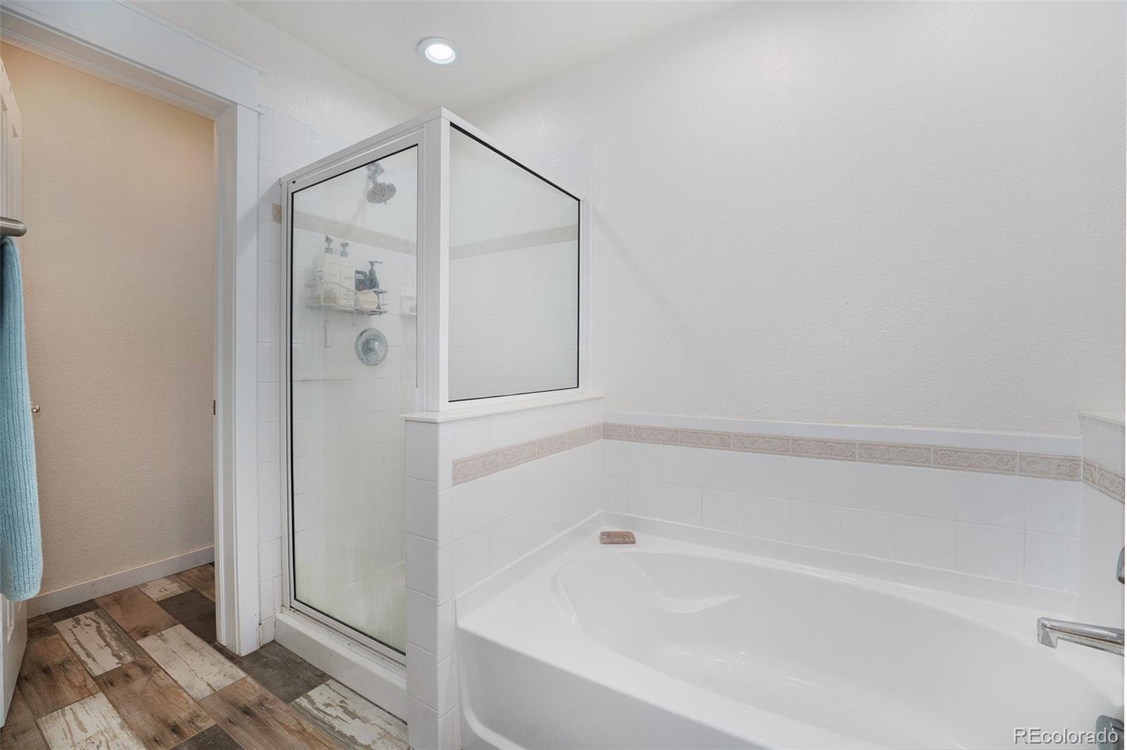 MLS Image #17 for 2550  winding river drive e1,broomfield, Colorado