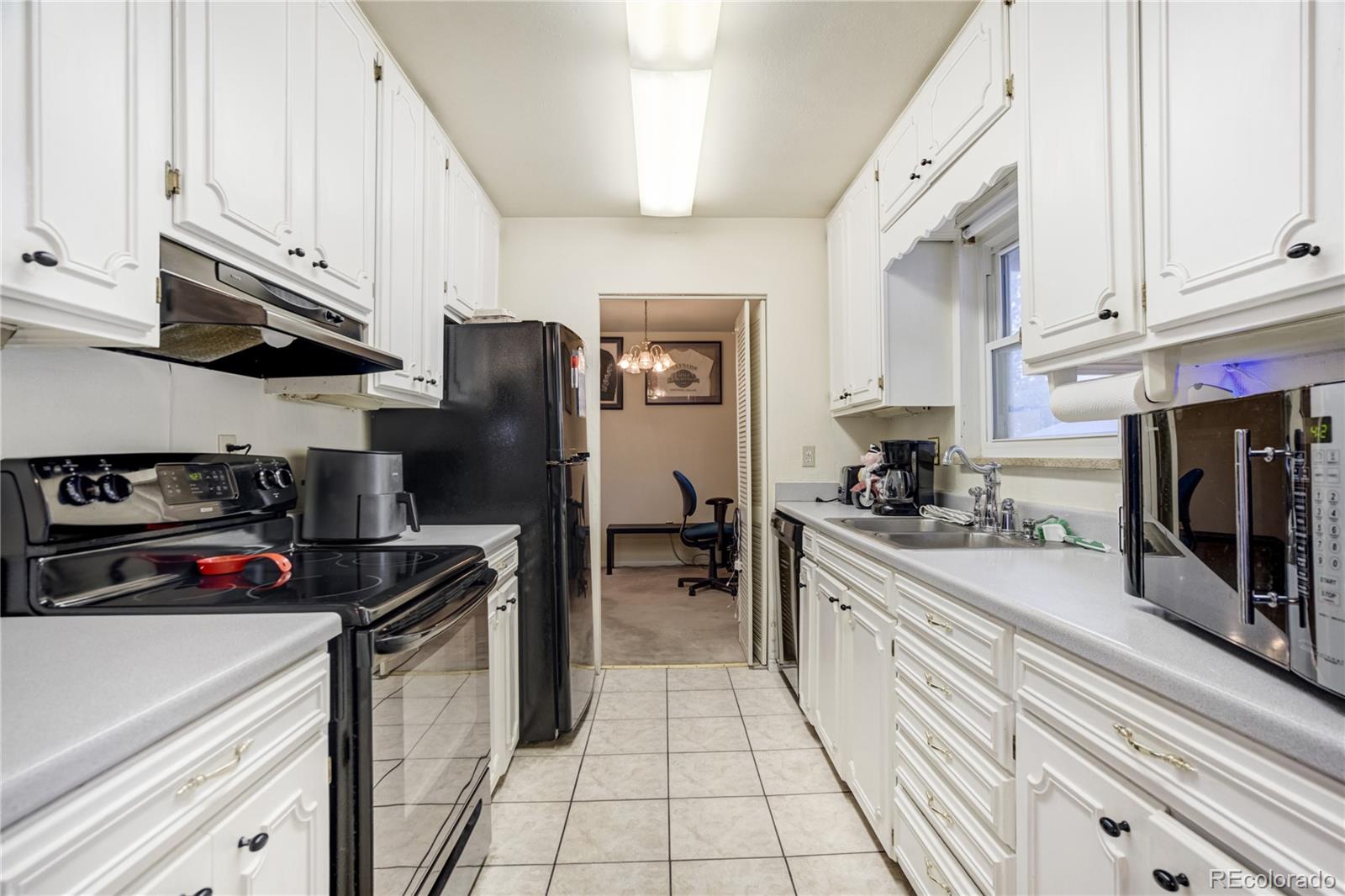 MLS Image #12 for 1231 w radcliff avenue,englewood, Colorado