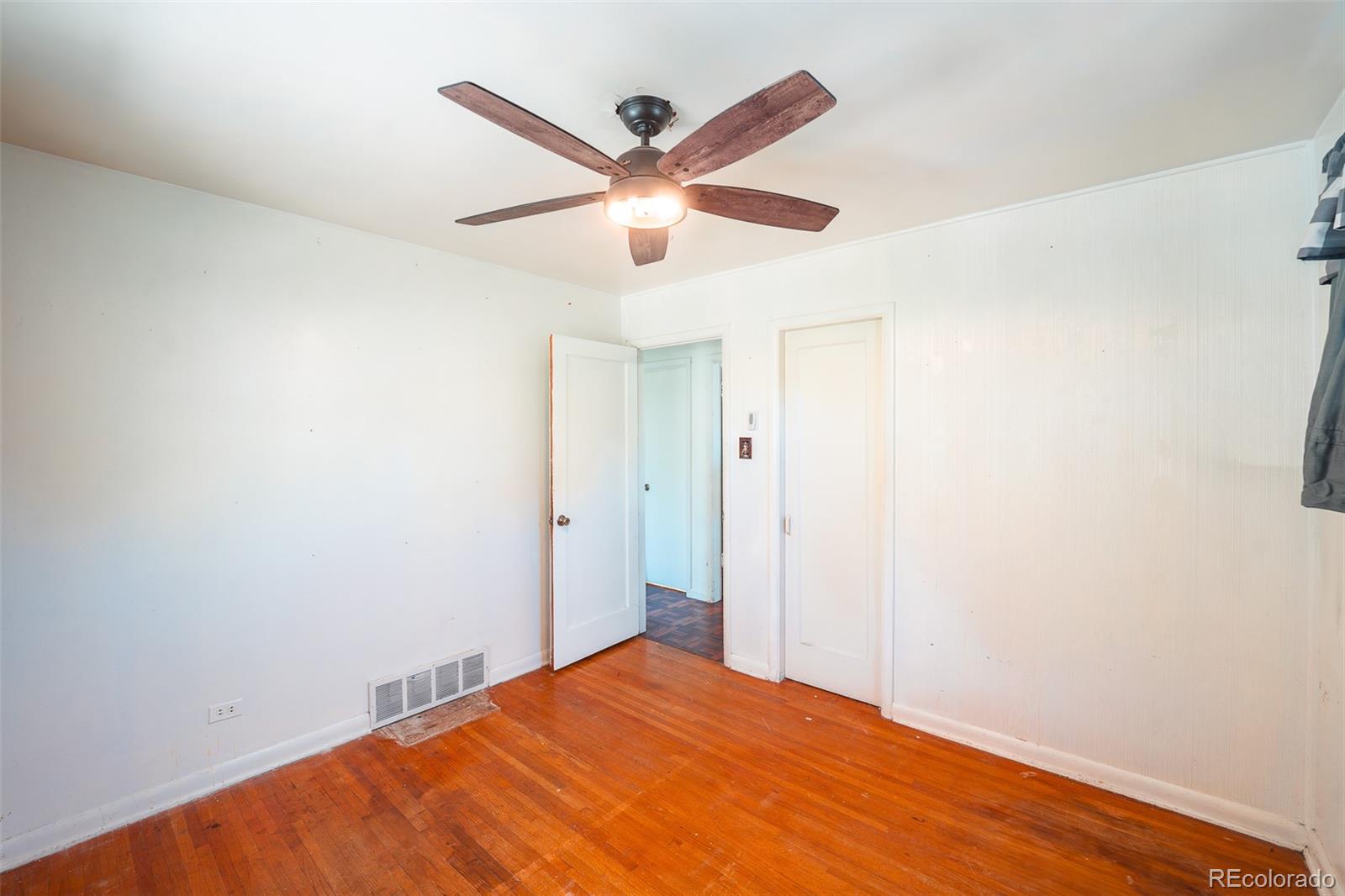 MLS Image #12 for 2205 s king street,denver, Colorado
