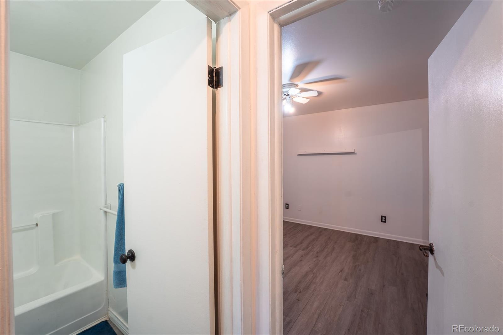 MLS Image #16 for 2205 s king street,denver, Colorado