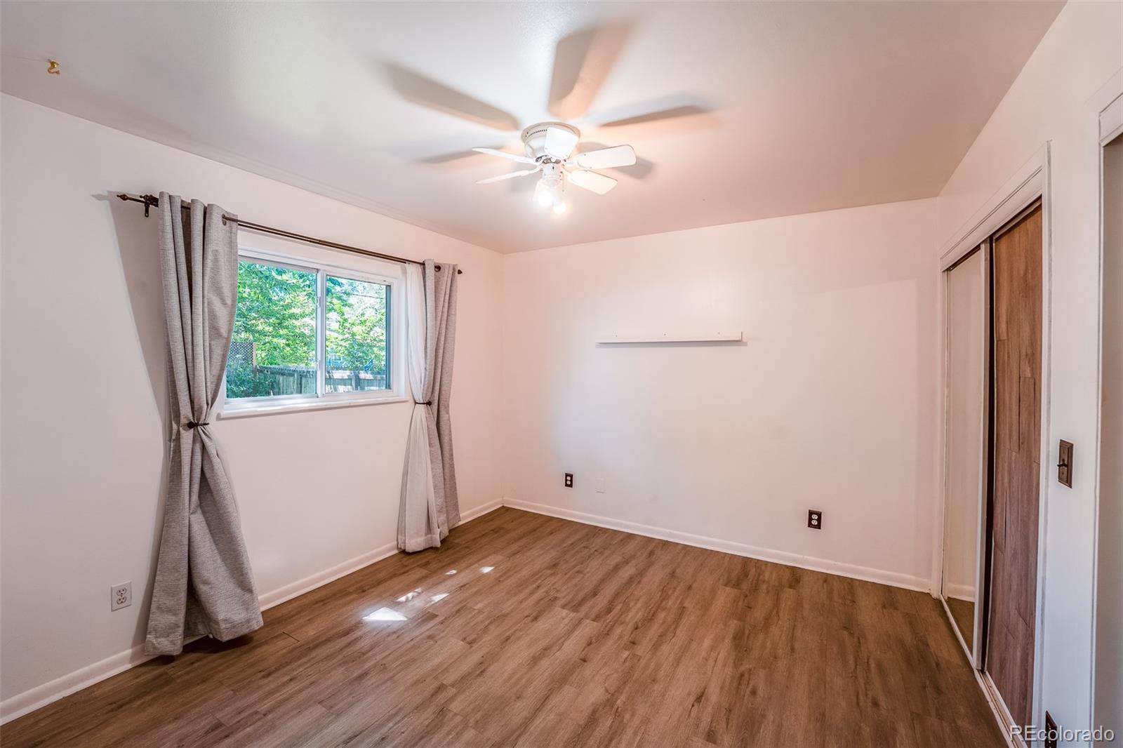 MLS Image #19 for 2205 s king street,denver, Colorado