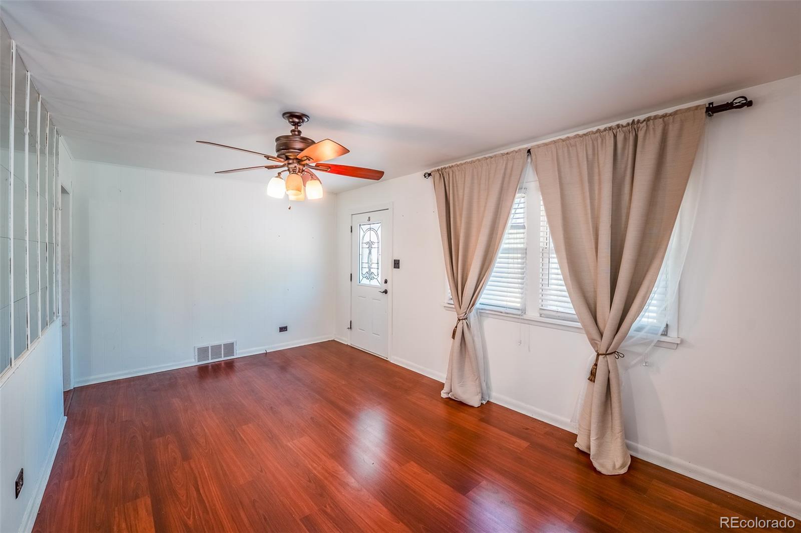 MLS Image #2 for 2205 s king street,denver, Colorado