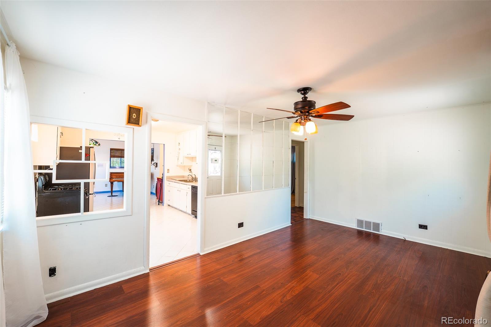MLS Image #6 for 2205 s king street,denver, Colorado
