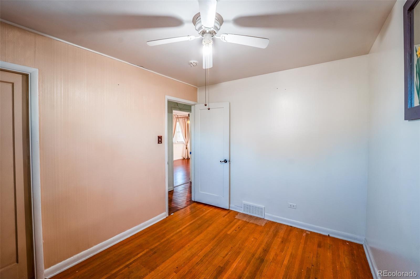 MLS Image #9 for 2205 s king street,denver, Colorado