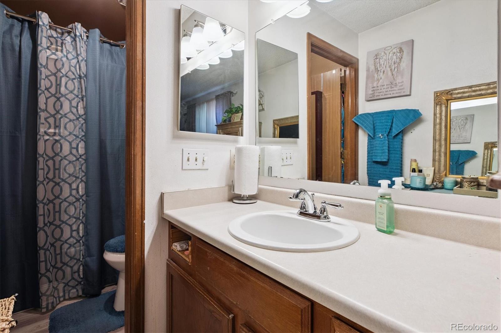 MLS Image #12 for 4422  elkhart street,denver, Colorado