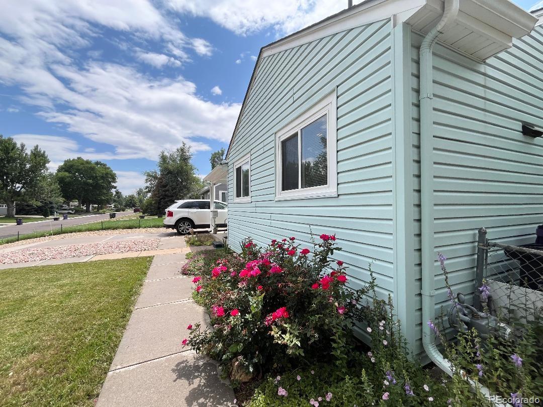 MLS Image #20 for 2285 s knox court,denver, Colorado