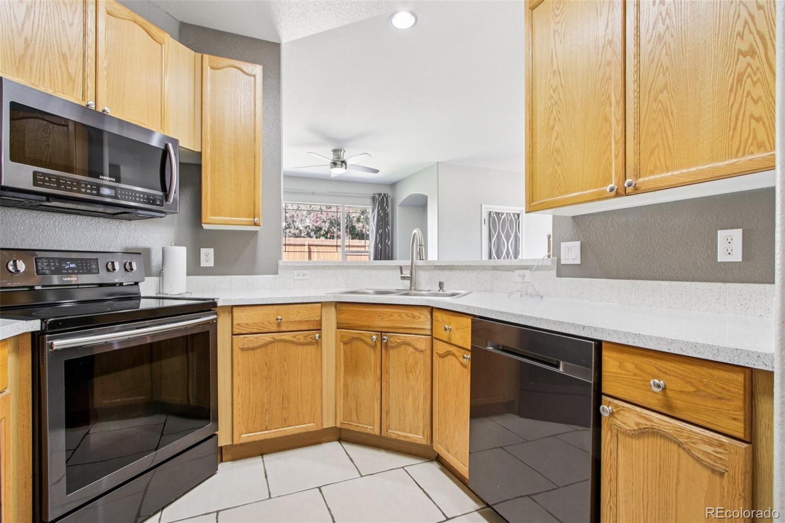 MLS Image #16 for 19677 e vassar drive,aurora, Colorado