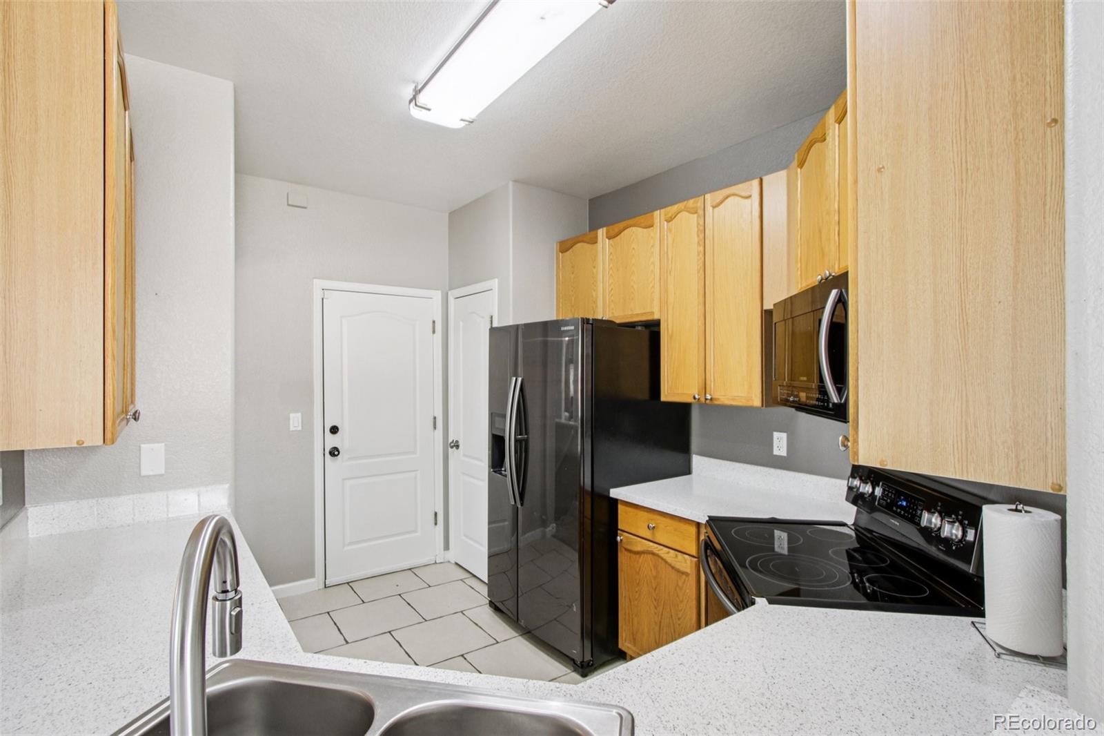 MLS Image #17 for 19677 e vassar drive,aurora, Colorado
