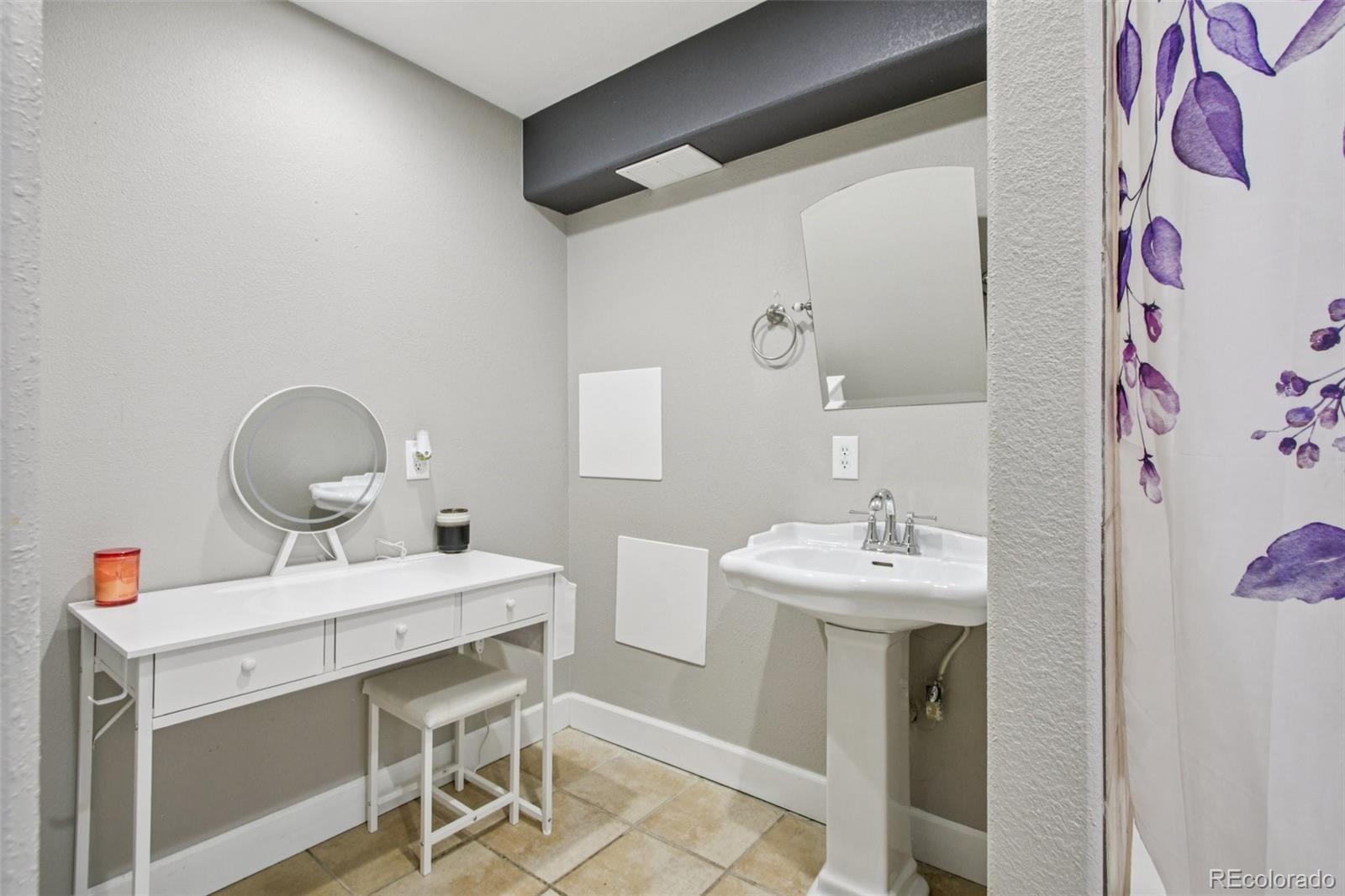 MLS Image #34 for 19677 e vassar drive,aurora, Colorado